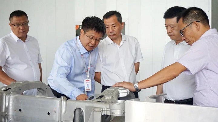 热烈欢迎福建省冶金(控股)各位领导莅临尊龙凯时参观指导 热烈欢迎福建省冶金(控股)各位领导莅临尊龙凯时参观指导