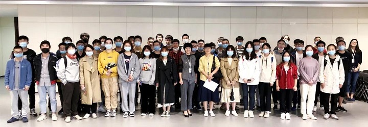 热烈欢迎常熟理工师生一行莅临尊龙凯时参观交流 热烈欢迎常熟理工师生一行莅临尊龙凯时参观交流