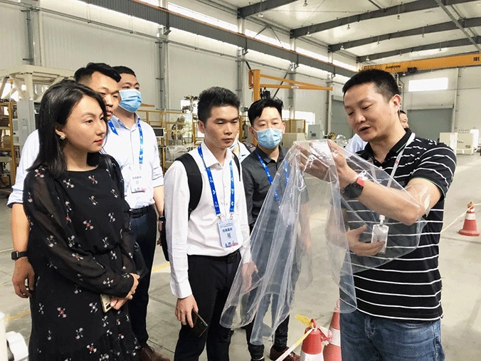 尊龙凯时热烈欢迎深圳智能制造企业团来访