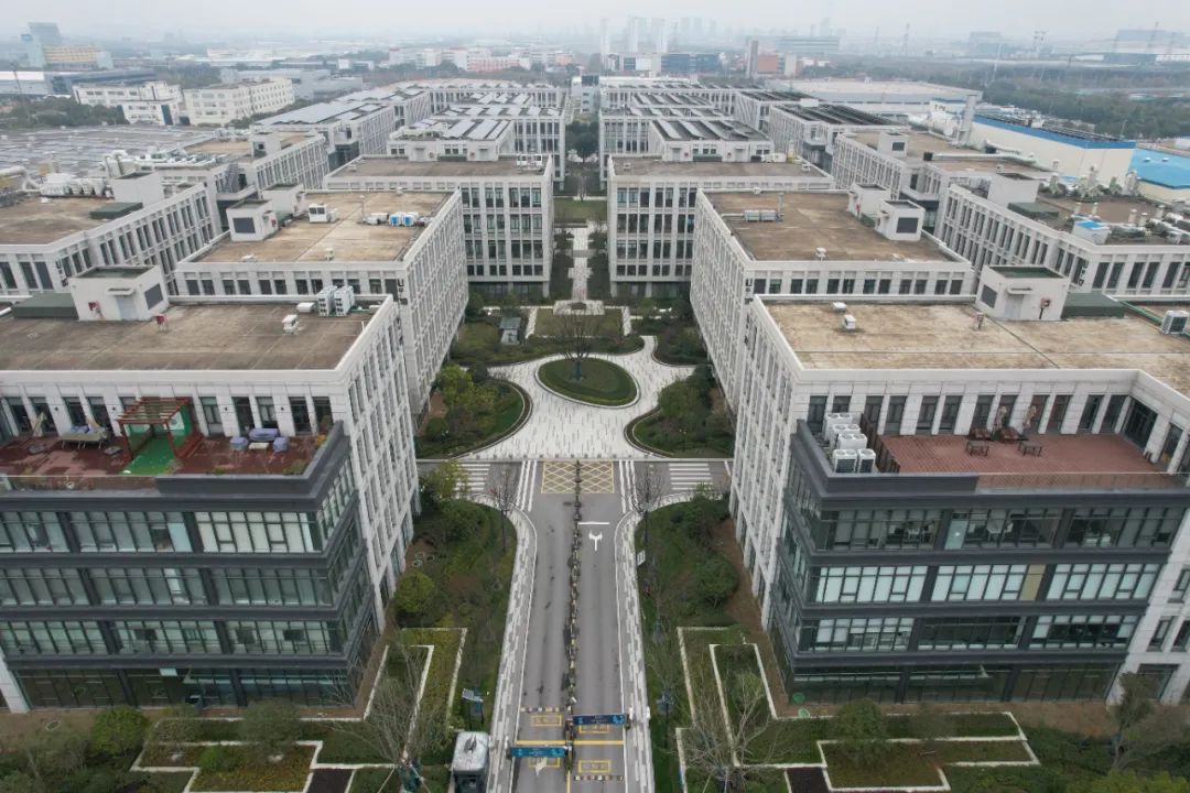 1.5MW/3.2MWh！尊龙凯时分布式储能电站顺利交付